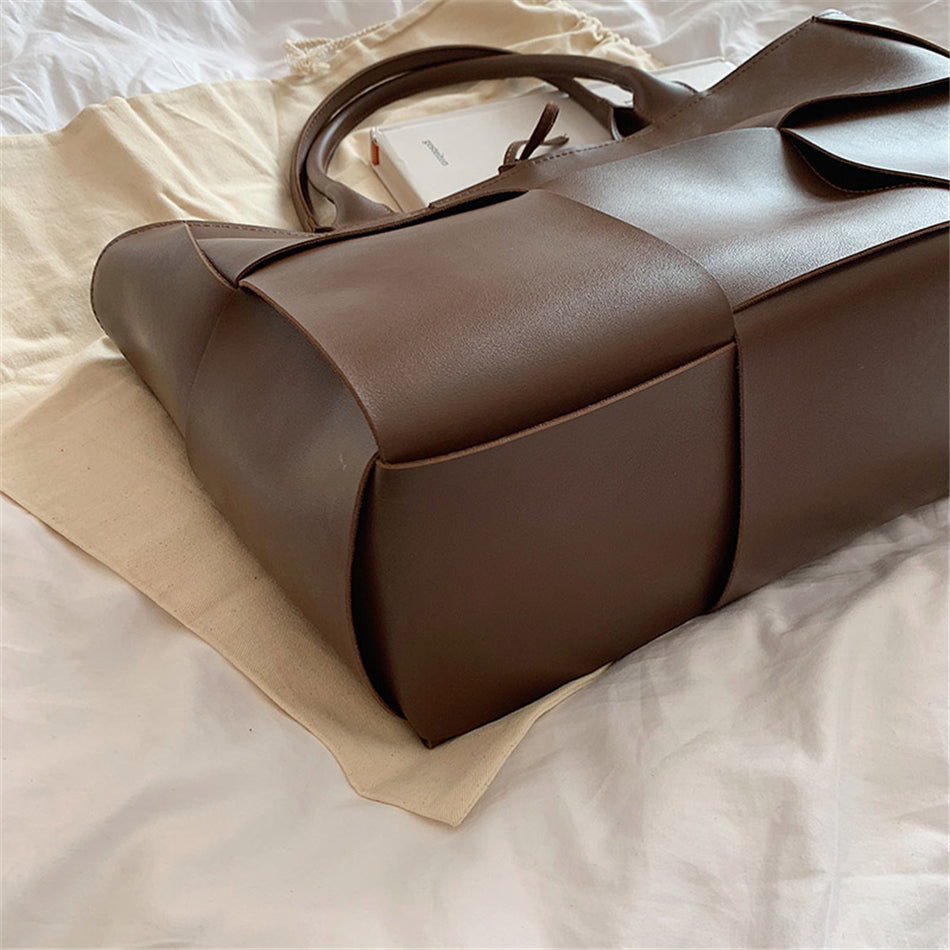 Zaira Medium Handle Bag