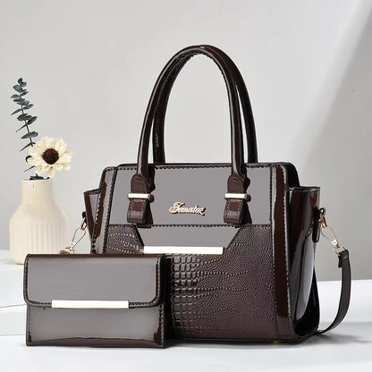 Bag and Wallet Kit in Leather - Cror