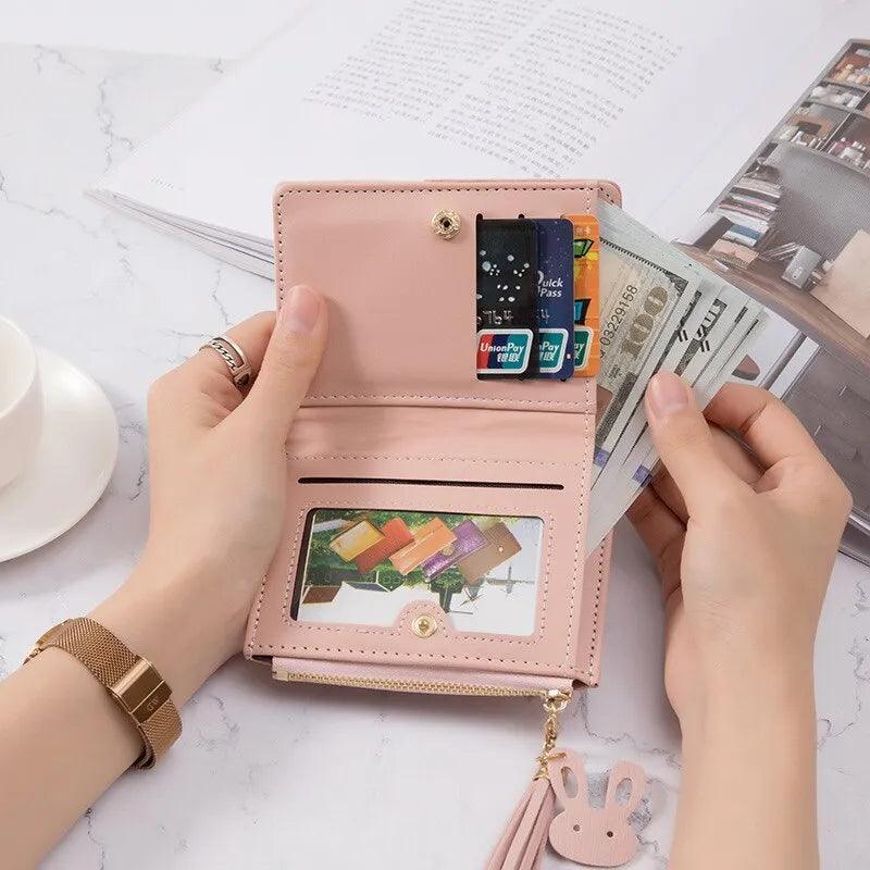 Women's Compact Abstract Leather Wallet - Lilly