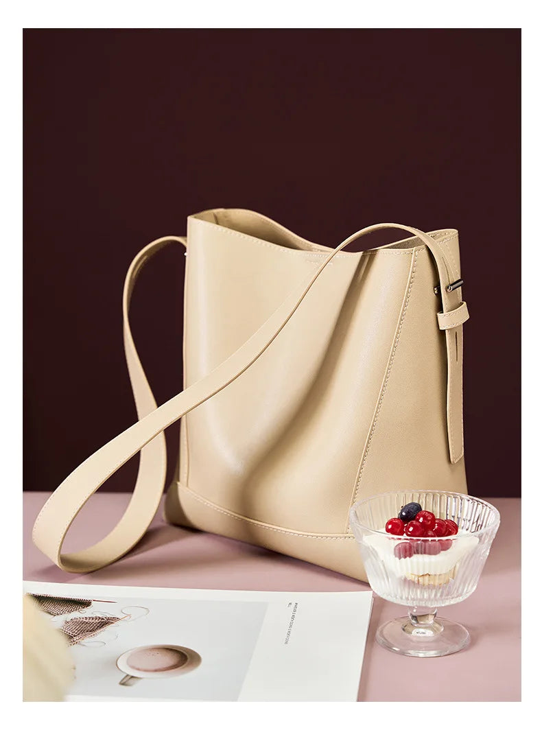 Women's Leather Bag - Penélope