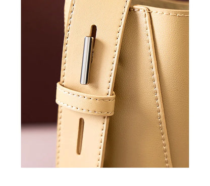 Women's Leather Bag - Penélope