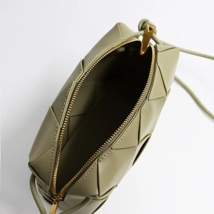 Zélia Medium Leather Crossbody Bag