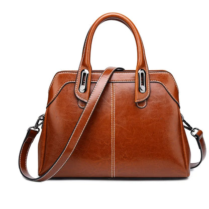 Taísla Leather Bag