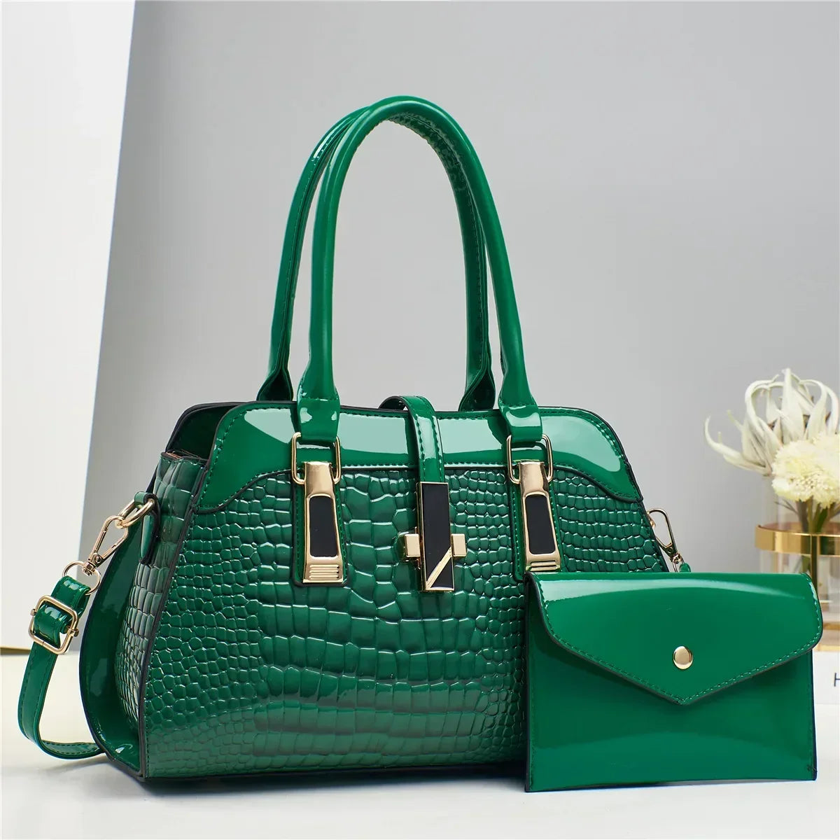 Bag and Wallet Kit in Leather - Vian