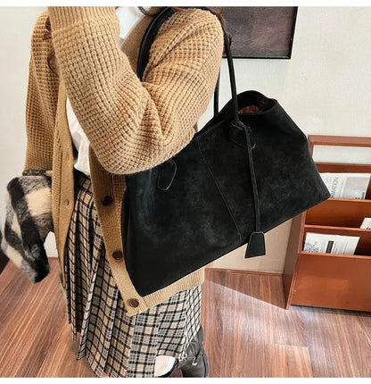 Suede Bag - Zarine